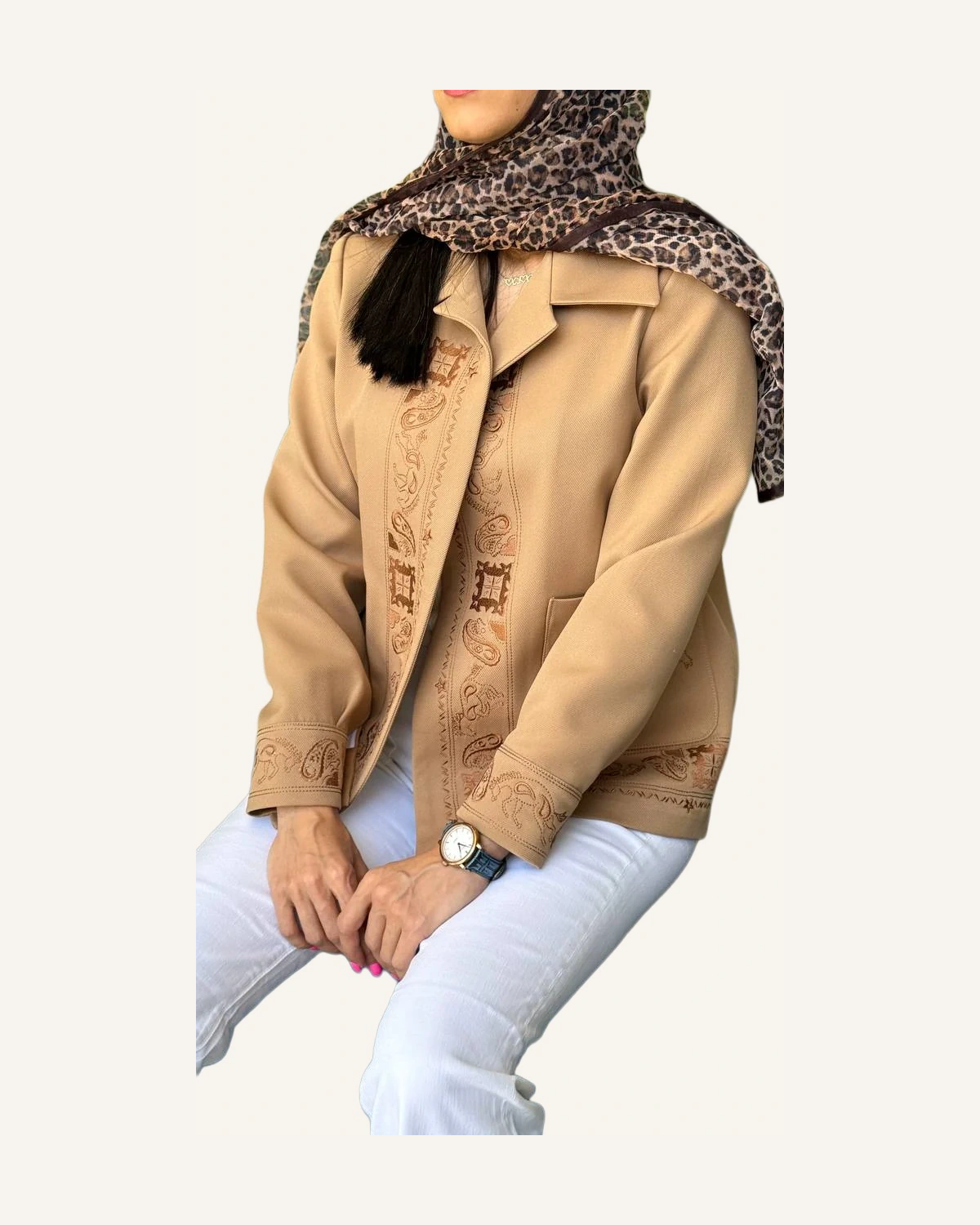 کت بته‌جقه شتری با گلدوزی قهوه‌ای